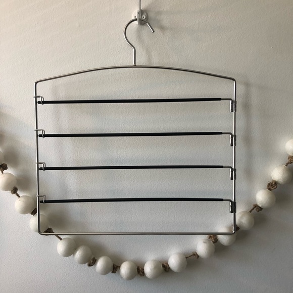 5 Tier Closet and Storage Clothes Hanger, Hanger Space Saving with Swing arm - Picture 8 of 11